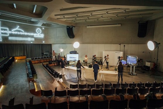 LEIZ/Bewegtbildwerft, Gianni Seufert: Delphi Conference –  presence and online, hosted by Zeppelin University