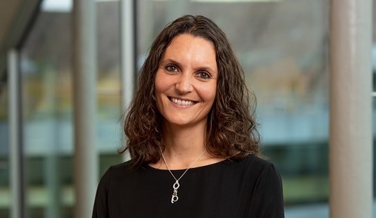 LEIZ: Dr Julika Baumann Montecinos