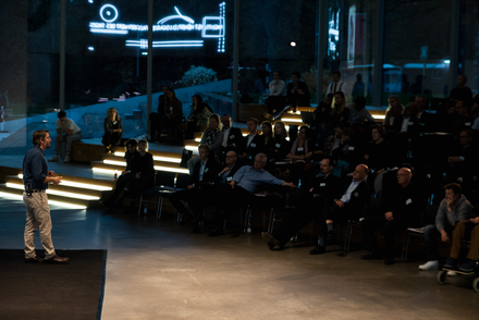 Bruno Brandão, Head of Transparency International Brazil, in his keynote on transcultural leadership and integrity.