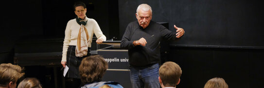 Prof. Hans Ulrich Gumbrecht