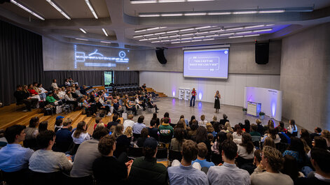 Der Female Founders Night 2024 im Graf von Soden Forum.