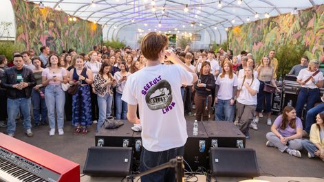 Begeisterte das Publikum mit einem Glashauskonzert: Levent Geiger