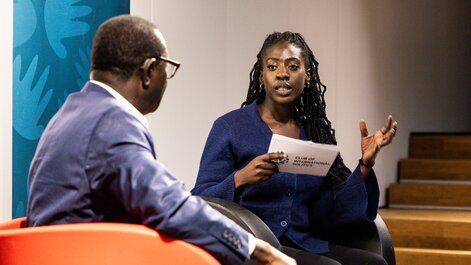 Rhoda Zündorf moderiert den Global Talk des CIP.