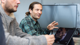 Studiert, gegründet, ausgezeichnet: ZU-Alumnus Thorin Wäschle erinnert sich an die Gründung von HALM