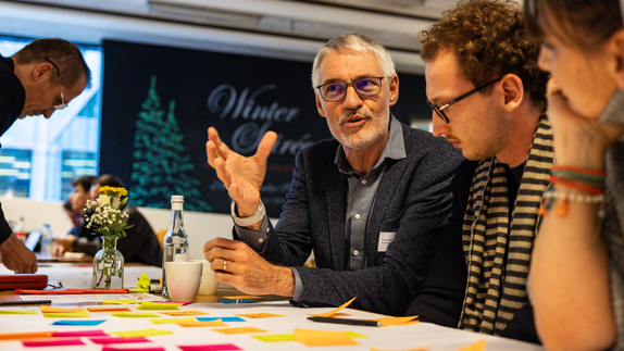 Transcultural Leadership Summit 2025: Globale Kooperation unter Druck: Internationale Stimmen setzen neue Akzente für zukünftige Zusammenarbeit