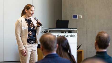 Die richtige Verzahnung von Wirtschaft, Wissenschaft und Gesellschaft ist entscheidend, erklärte Karoline Bader-Pfeffer von ZF.