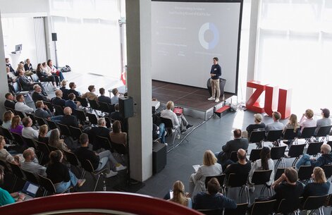 Der Investor Summit Bodensee bietet Pitches in großem Rahmen genauso wie Begegnungen in kleinem Rahmen.