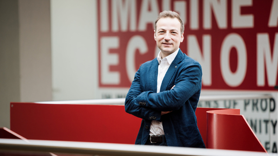 ZU-Professor Simon Koschut ZU-Professor Simon Koschut