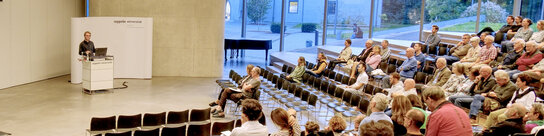 Prof. Florian Muhle: Sprechende KI