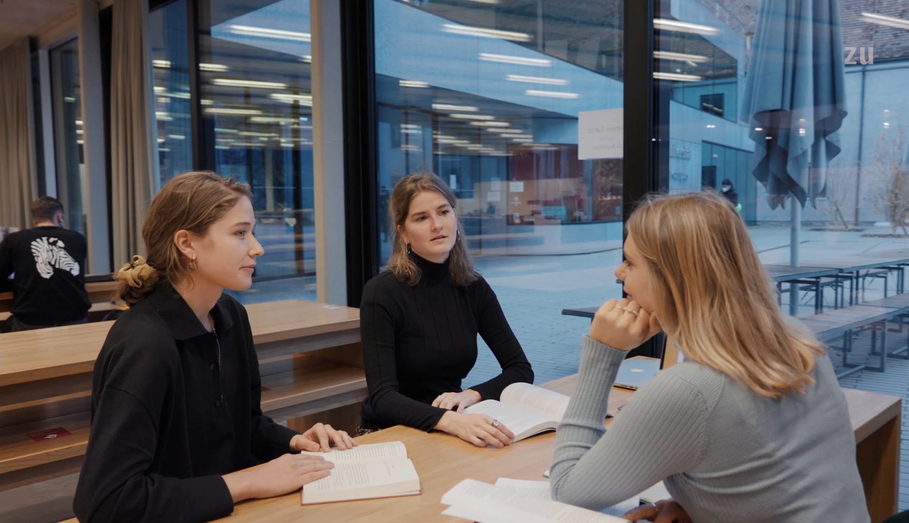 bachelor-of-arts-ba-in-politics-administration-international
