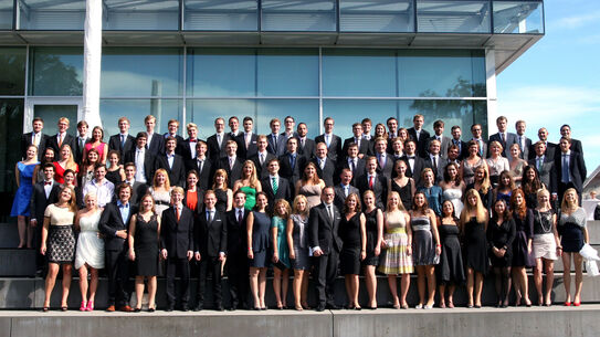 Absolventen & Absolventinnen 2011 - Zeppelin Universität