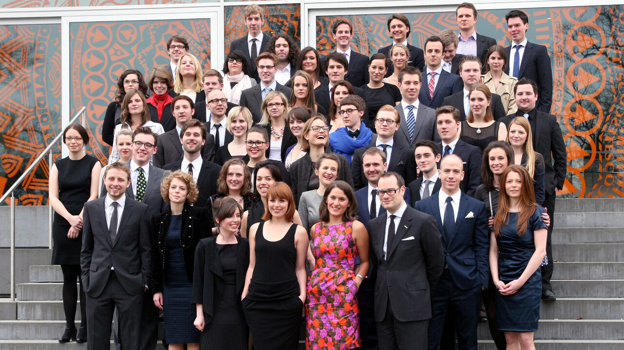 Absolventen & Absolventinnen 2011 - Zeppelin Universität