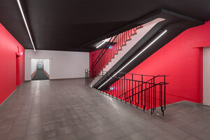 Treppenhaus rot