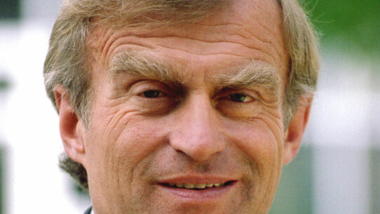 BürgerUniversität mit Ex-Bundeswirtschaftsminister und CGEY Vice President Prof. Dr. Helmut Haussmann