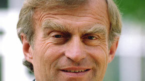 BürgerUniversität mit Ex-Bundeswirtschaftsminister und CGEY Vice President Prof. Dr. Helmut Haussmann