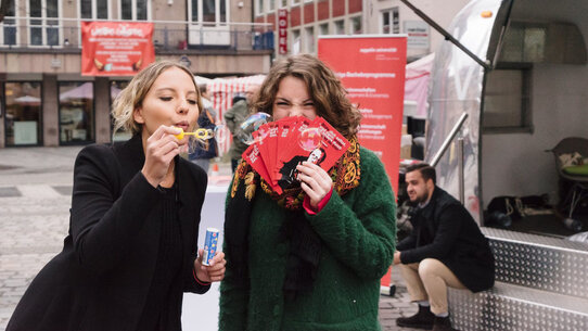 Schulbesuch - Zeppelin Universität