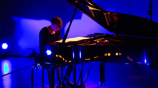 Pianist während einer Aufführung 