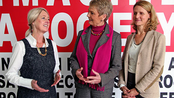 Staatssekretärin Friedlinde Gurr-Hirsch besucht Zeppelin Universität