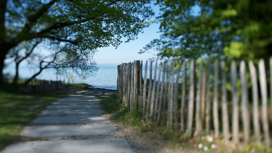 Maritime Stimmung - die ZU hat direkten Zugang zum See.