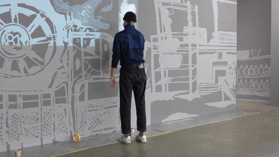 Environment von Kateřina Šedá | Malaktion von ZU-Studierenden | Workshop mit Schülern der ZUŠ HRANICE-Schule