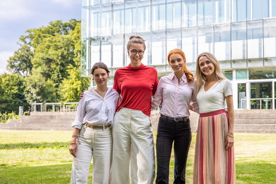 Das BIC-Team v. l. n. r.: Victoria von Freese, Amelie Kybart, Annabel Kohn, Elisabeth Lindt. Fehlend: Frederic Marczinski.  