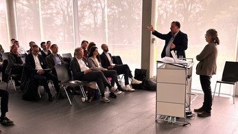 Stadtlogistik: Wenn geplante und marktbasierte Lösungen aufeinandertreffen