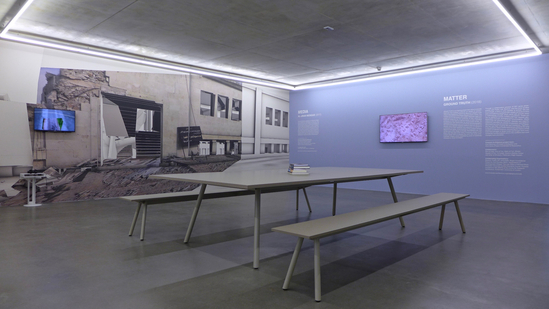 Ausstellung von Forensic Architecture in der White Box | Foto: Karen van den Berg