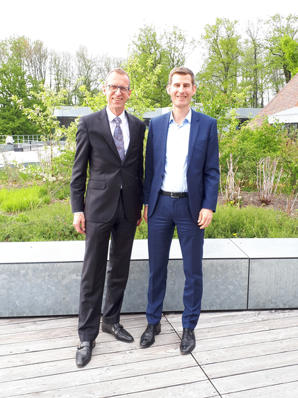 Rainer Moser und Prof. Dr. Ulf Papenfuß nach dem Vortrag