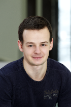 Prof Dr Anja Achtziger