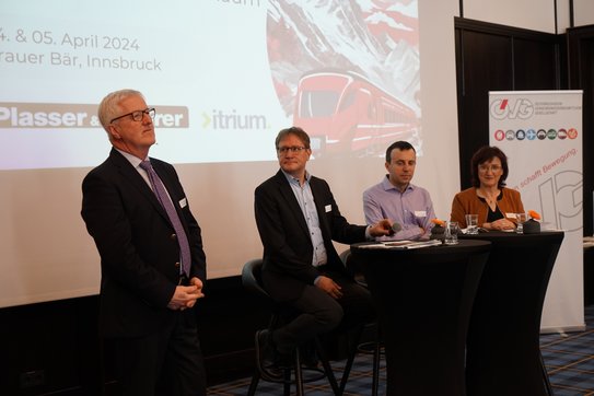 Prof. Eisenkopf modierte ein Panel bei der DVWG DACH-Tagung 2024.